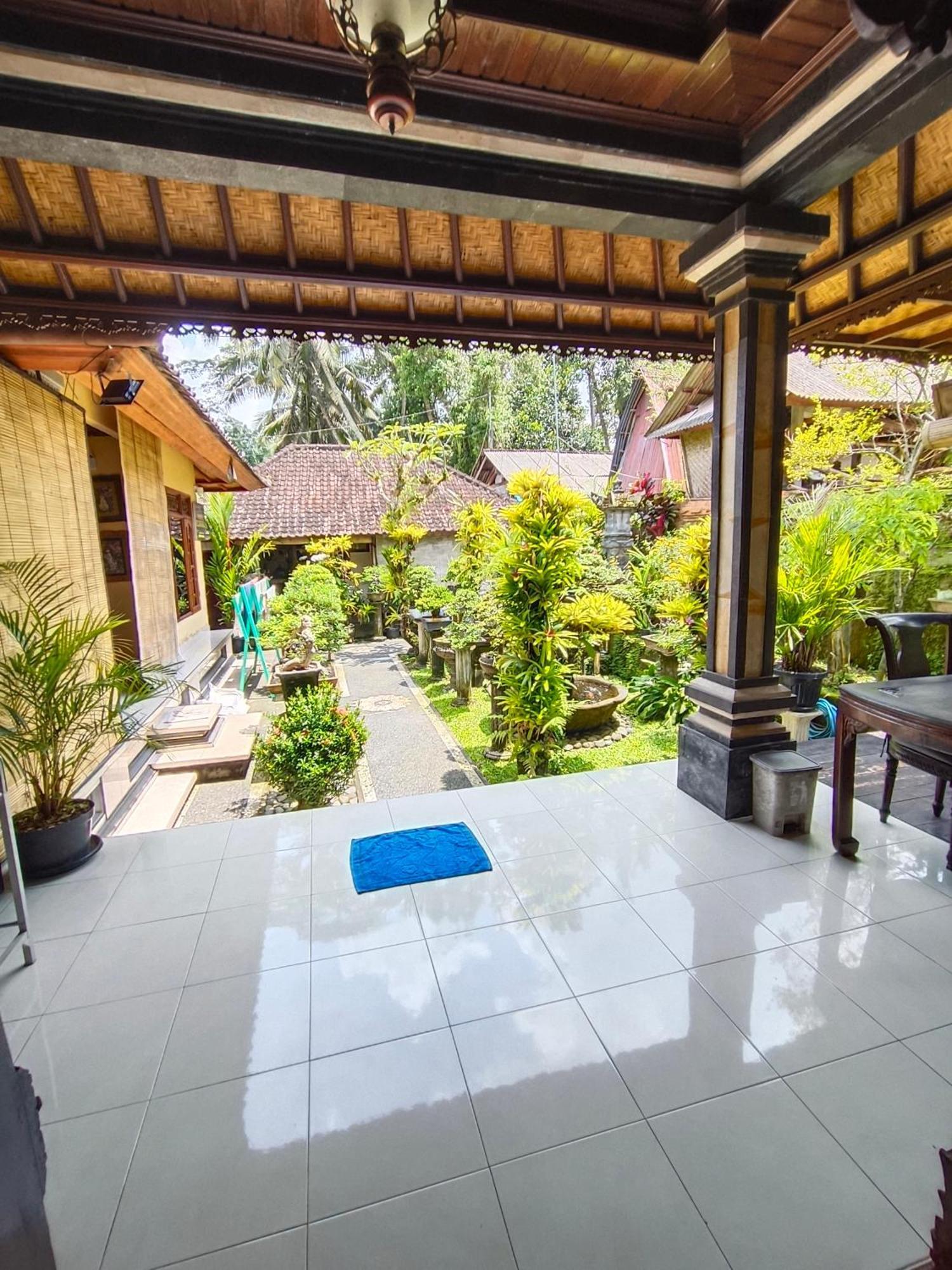 Appartamento Rumah Keluarga Bali Ubud Esterno foto