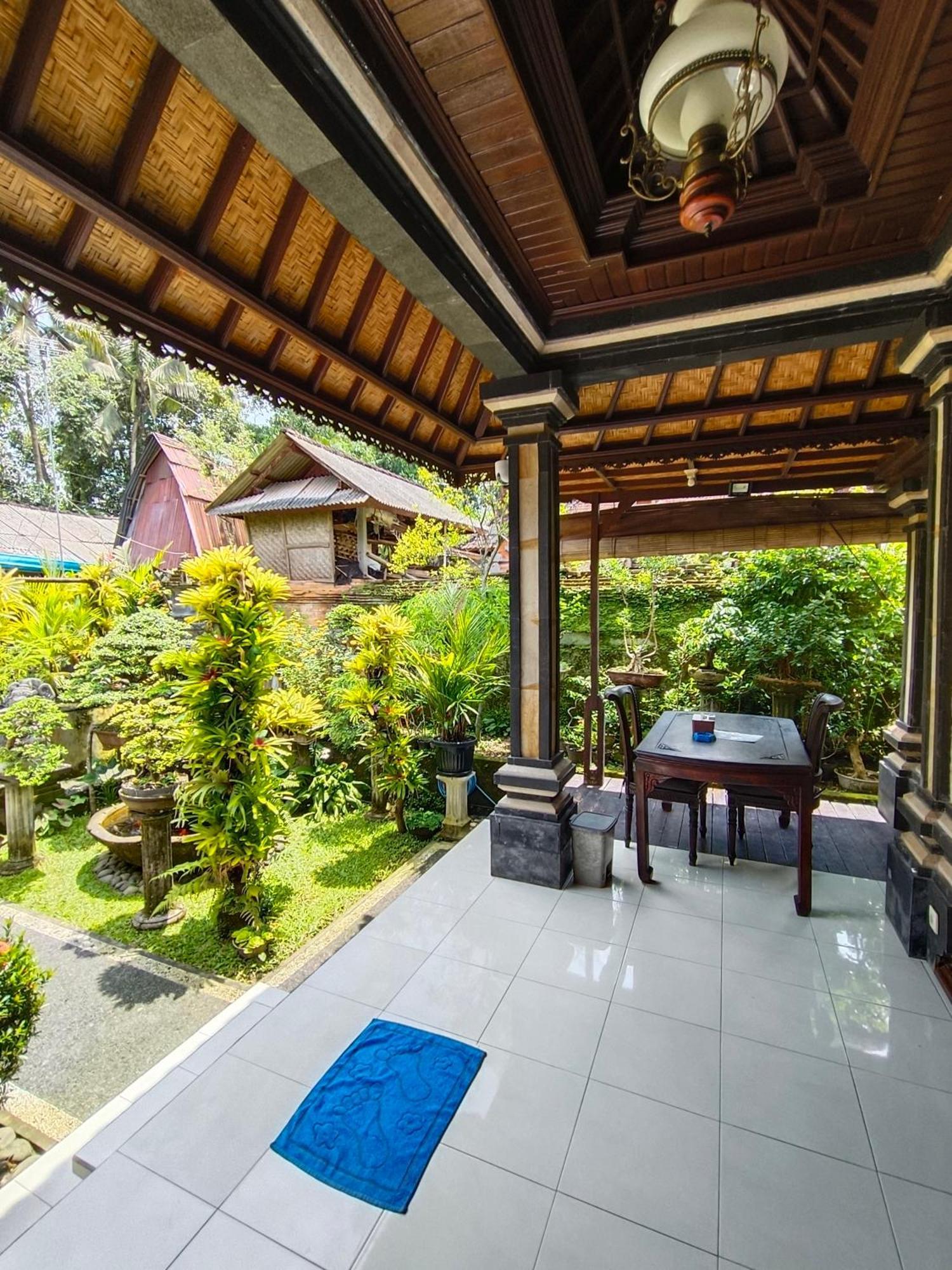 Rumah Keluarga Bali Ubud Esterno foto
